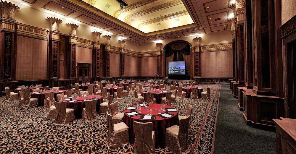 Empire Hotel And Country Club Brunei Bandar Seri Begawan Exterior foto